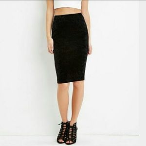 Forever 21 Black Crushed Velvet Bodycon Stretch Skirt NWOT